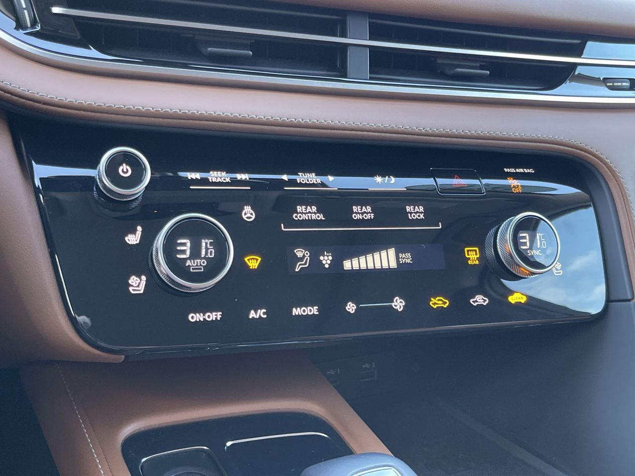 2023 Infiniti QX60 in Calgary, Alberta