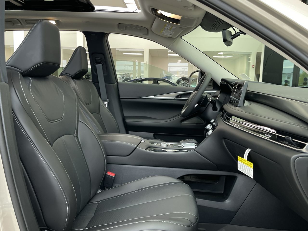 2025 Infiniti QX60 in Calgary, Alberta