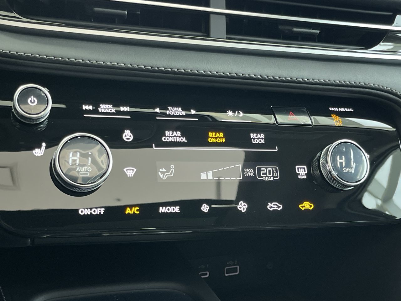 2025 Infiniti QX60 in Calgary, Alberta