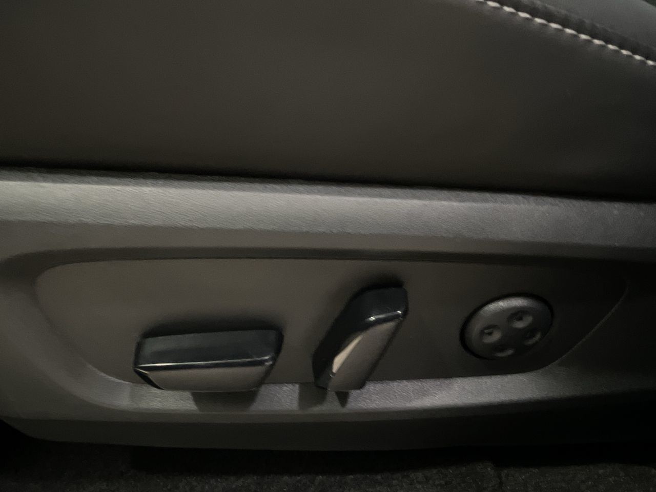 2025 Infiniti QX60 in Calgary, Alberta