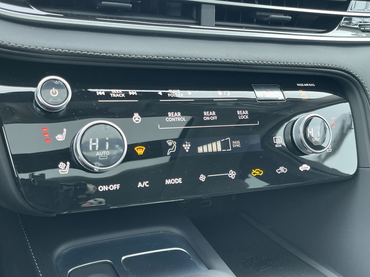 2025 Infiniti QX60 in Calgary, Alberta