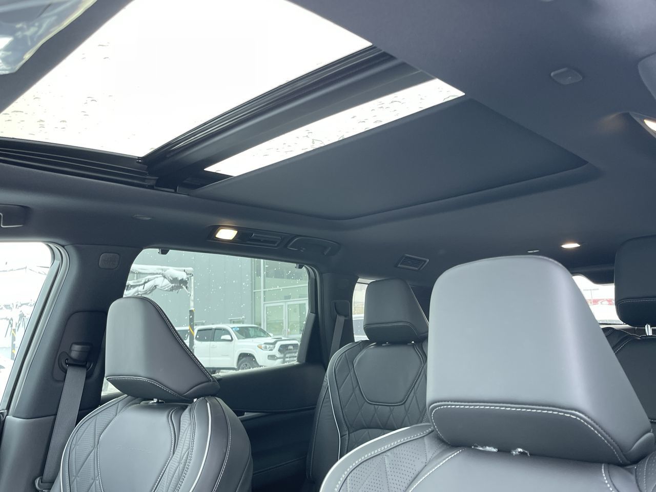 2025 Infiniti QX60 in Calgary, Alberta