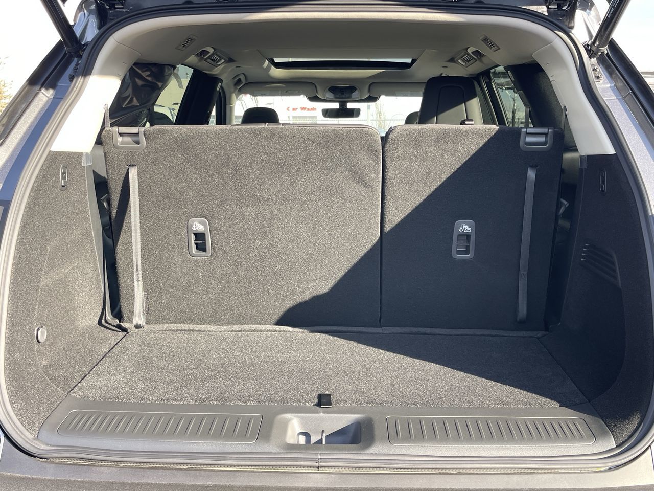 2025 Infiniti QX60 in Calgary, Alberta
