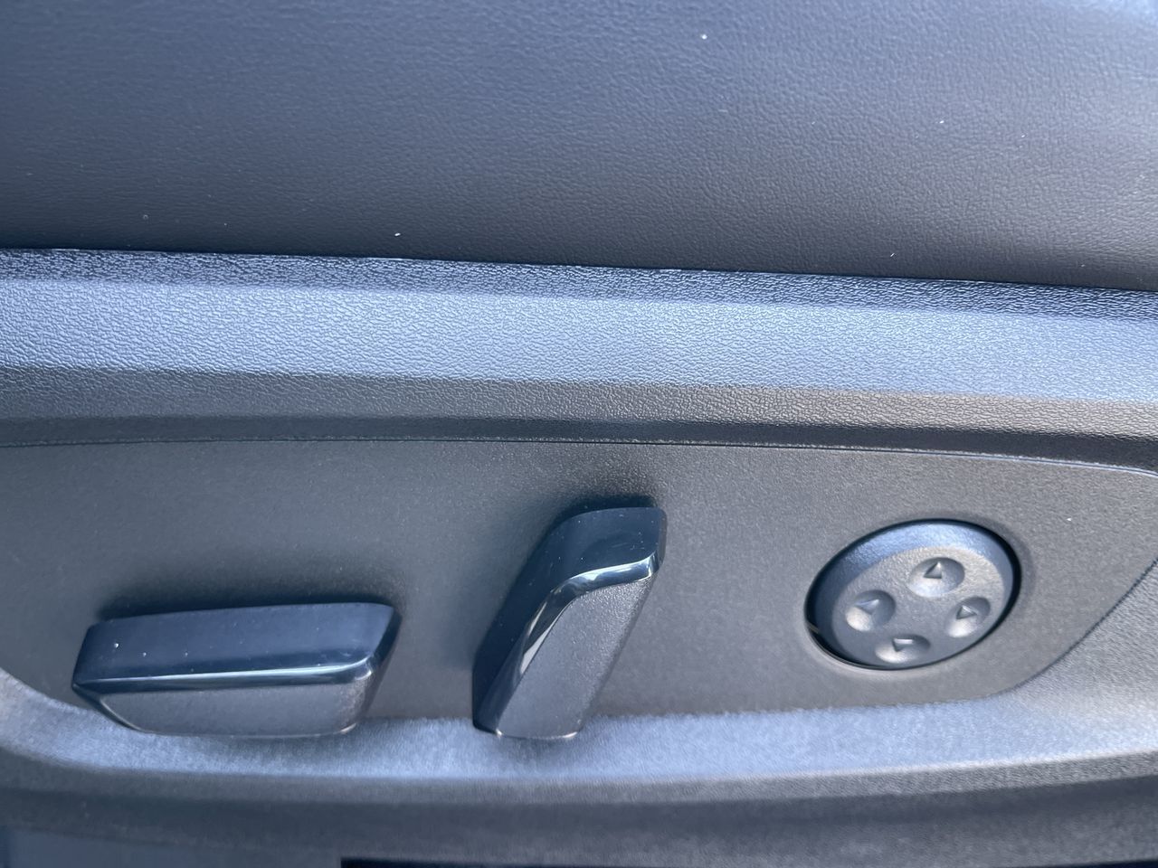 2025 Infiniti QX60 in Calgary, Alberta