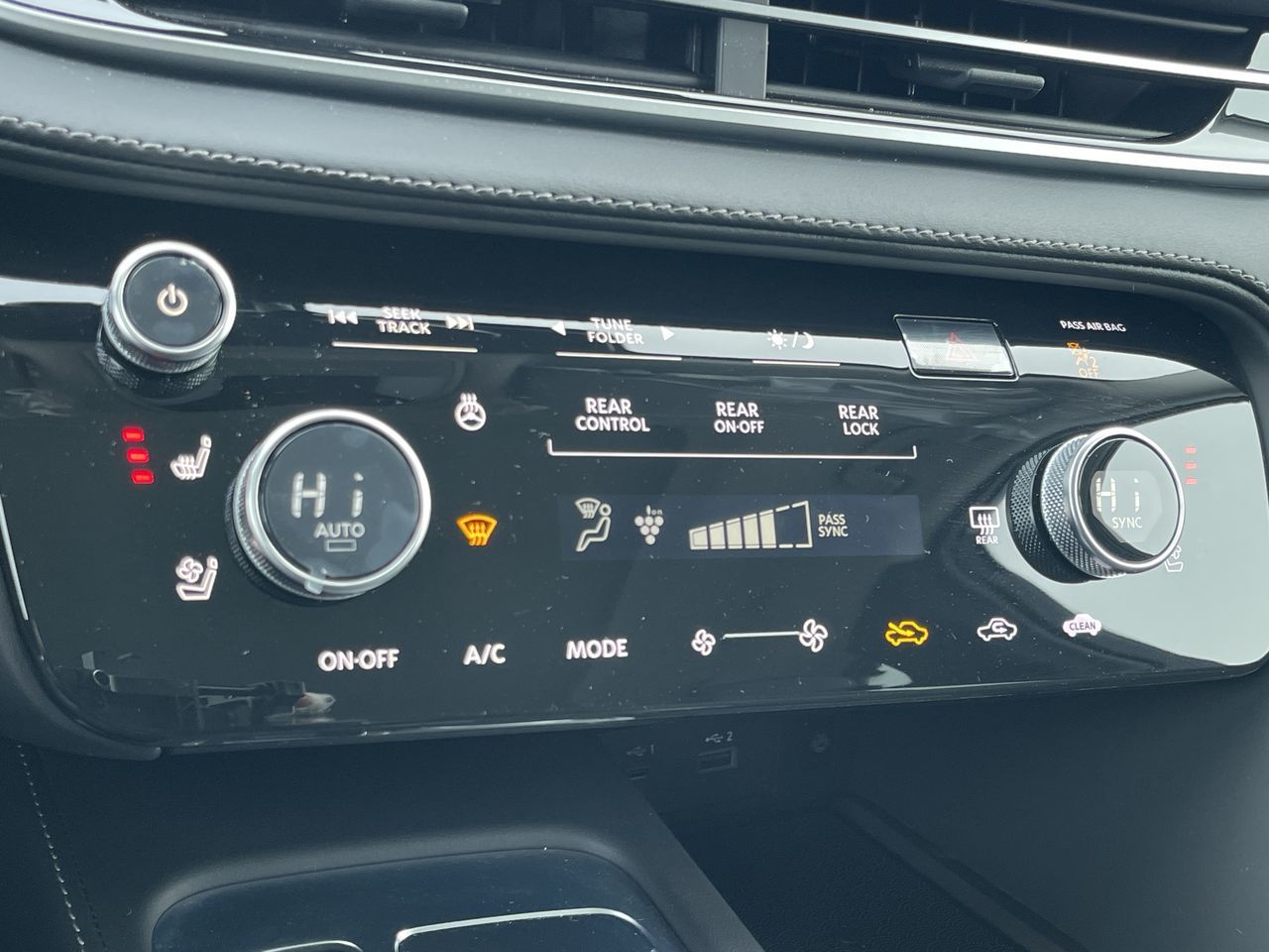 2025 Infiniti QX60 in Calgary, Alberta