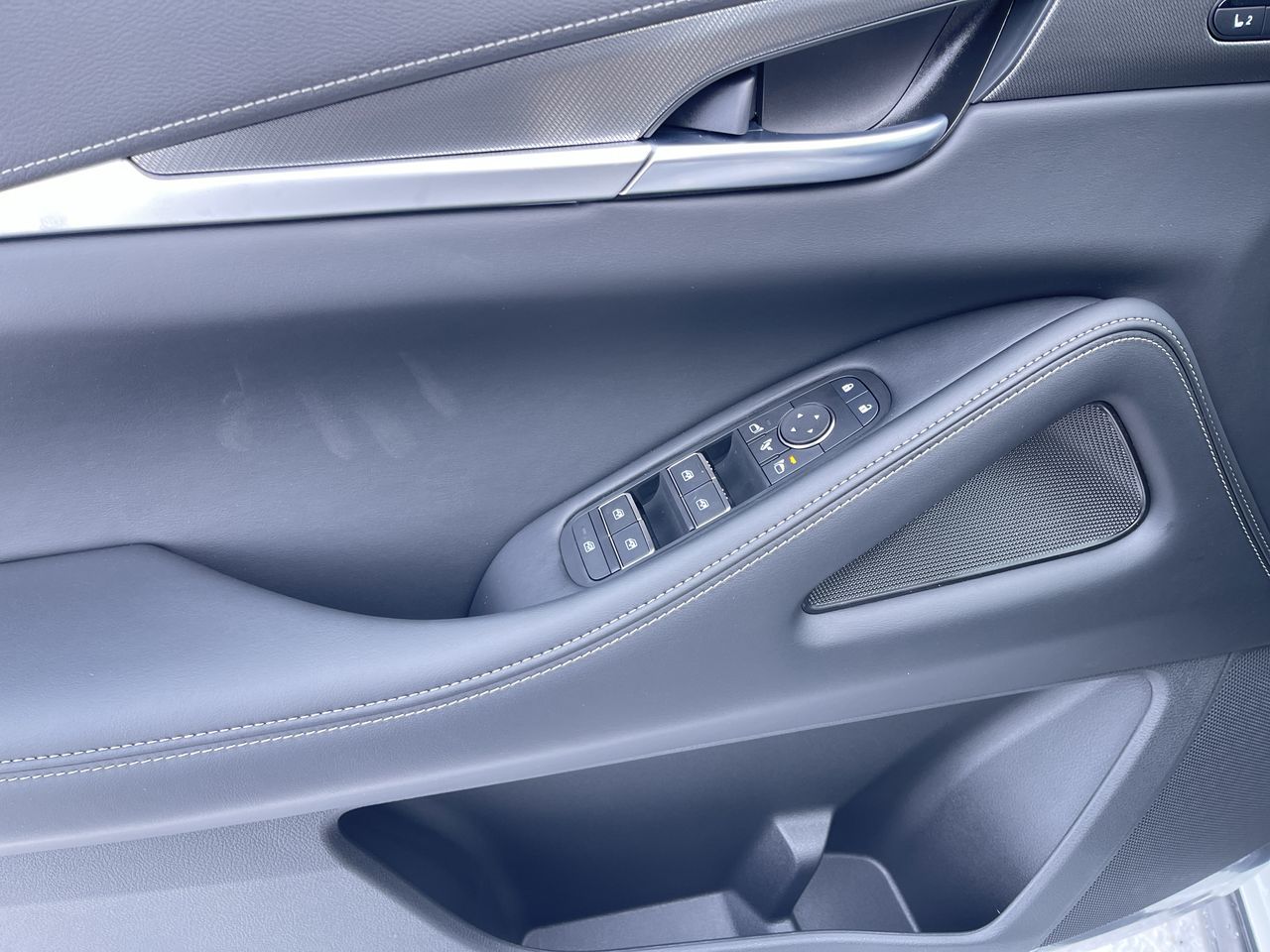 2025 Infiniti QX60 in Calgary, Alberta