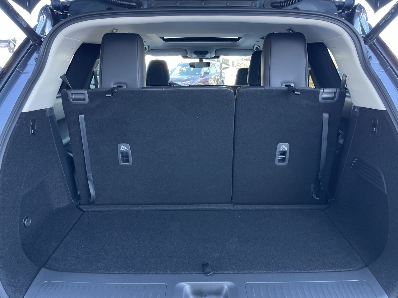 2025 Infiniti QX60 in Calgary, Alberta