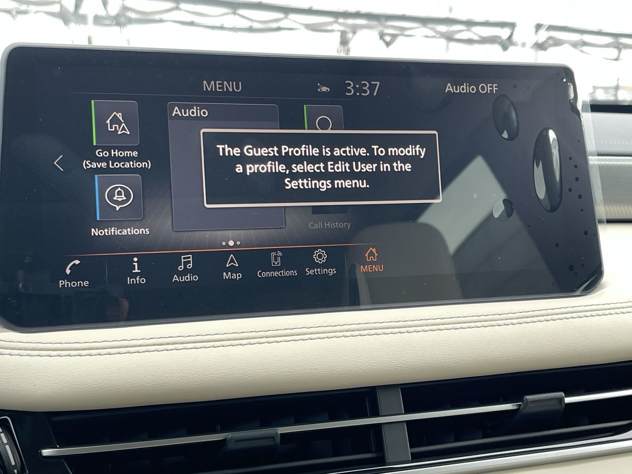 2025 Infiniti QX60 in Calgary, Alberta