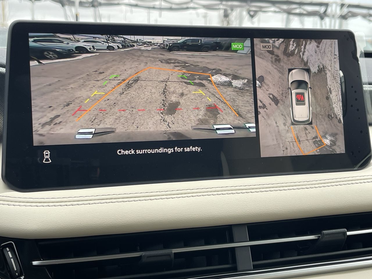 2025 Infiniti QX60 in Calgary, Alberta