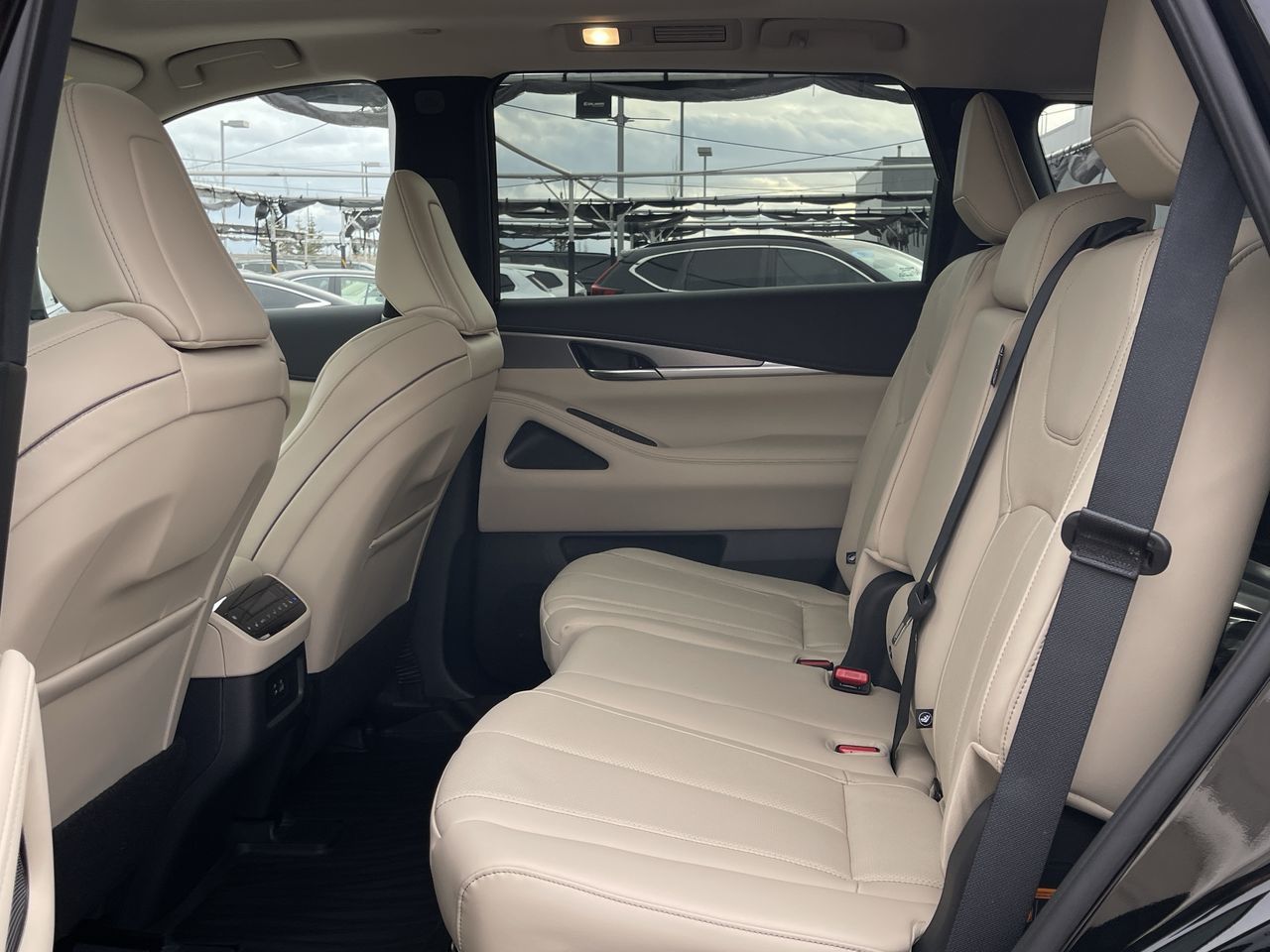 2025 Infiniti QX60 in Calgary, Alberta