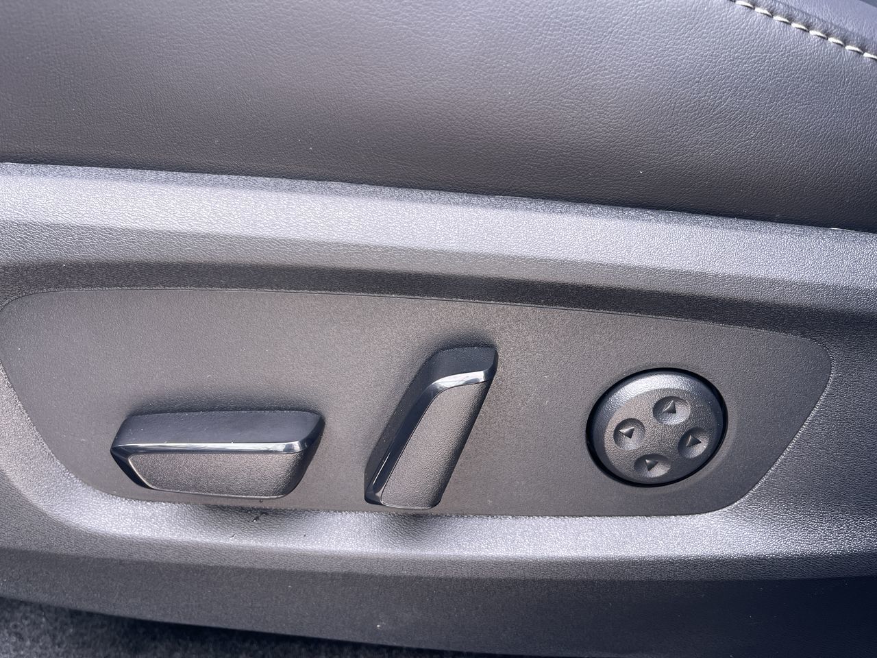 2026 Infiniti QX60 in Calgary, Alberta