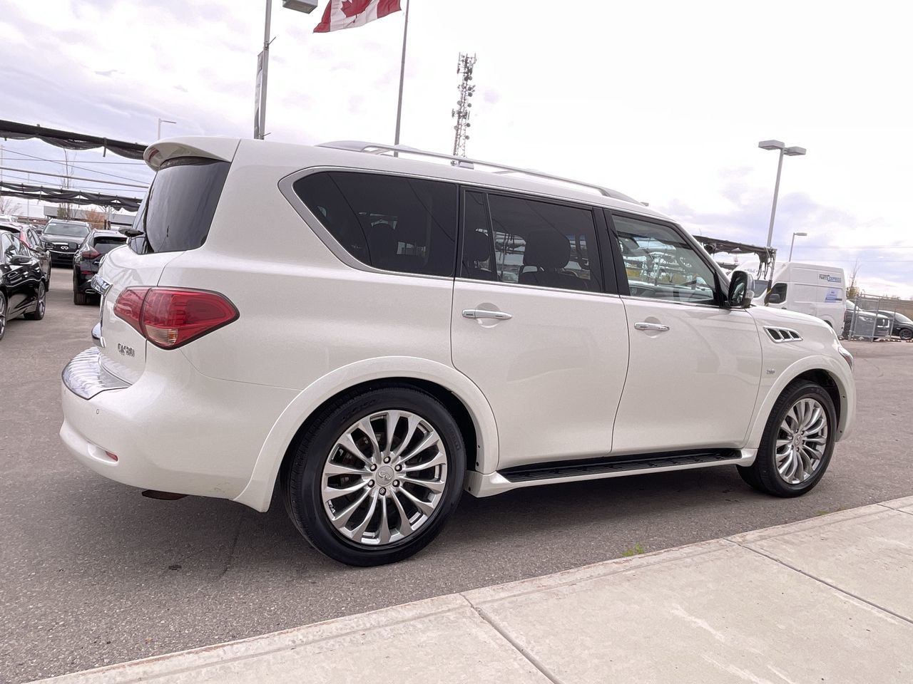 2017 Infiniti QX80