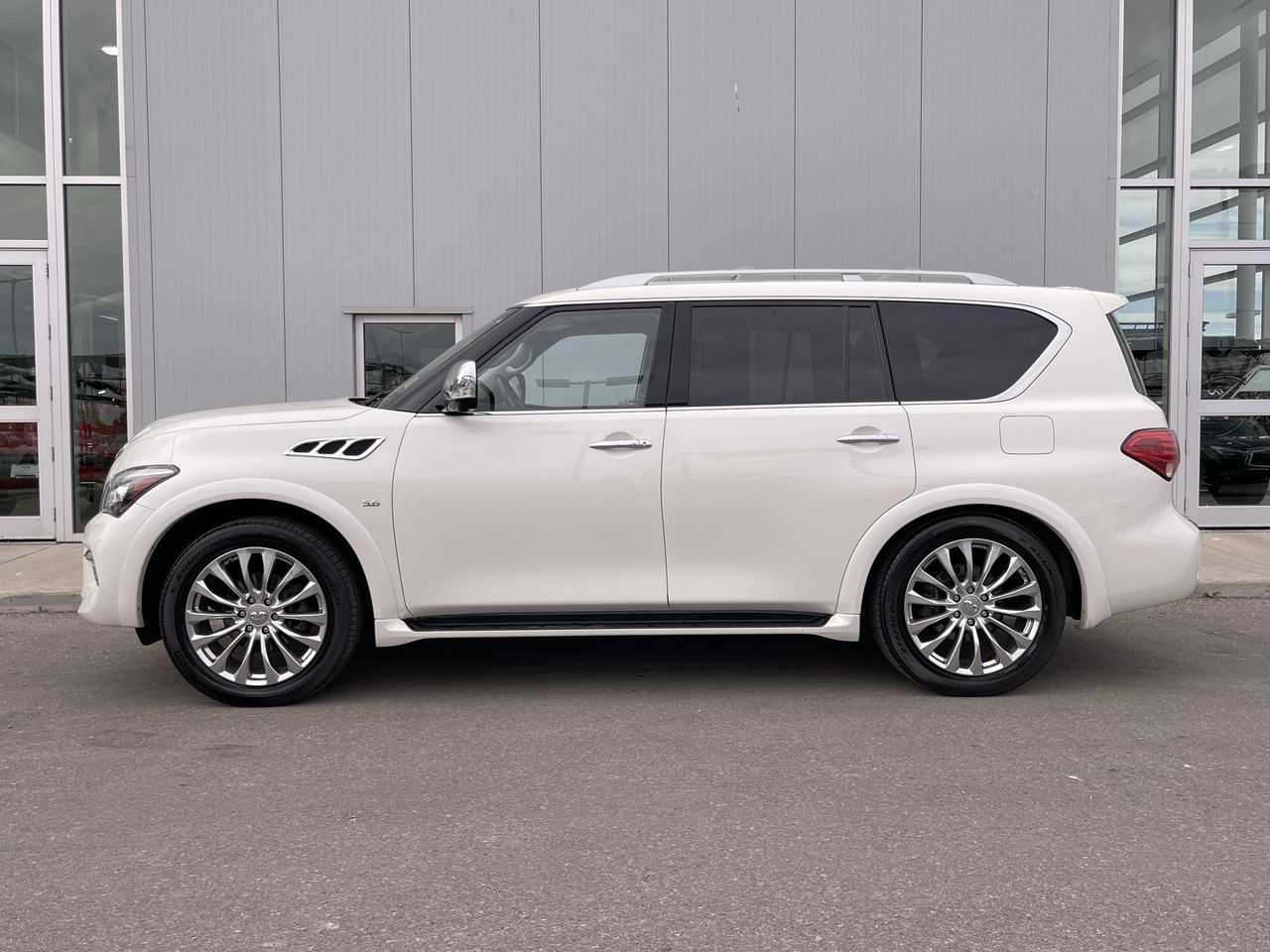 2017 Infiniti QX80