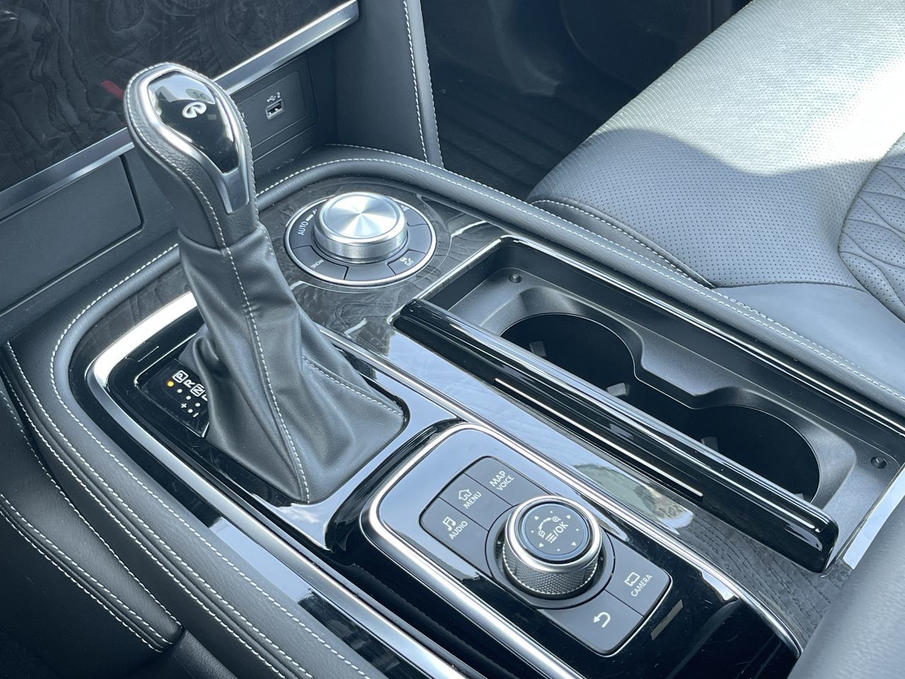 2023 Infiniti QX80 in Calgary, Alberta