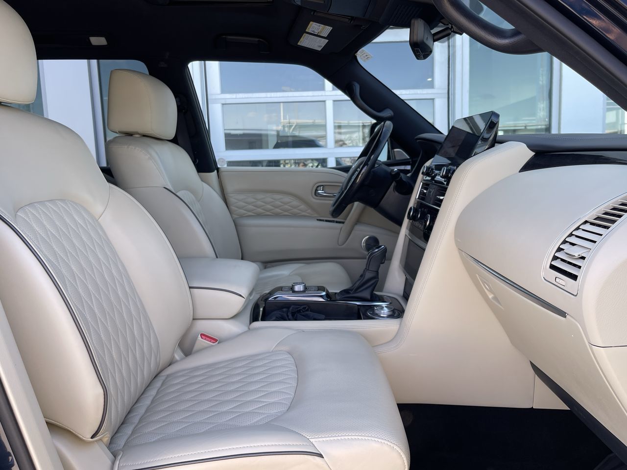 2023 Infiniti QX80 in Calgary, Alberta