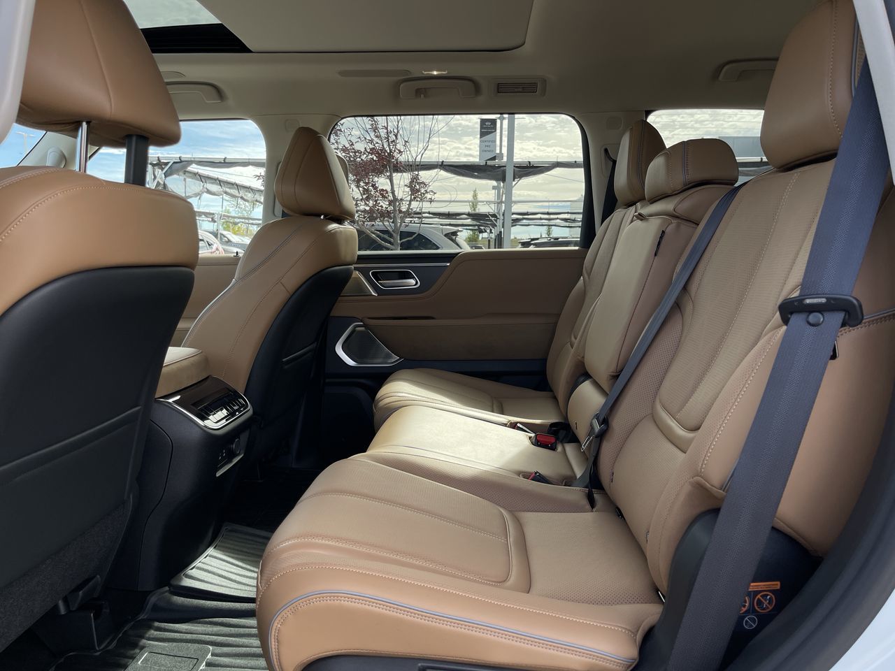 2025 Infiniti QX80 in Calgary, Alberta