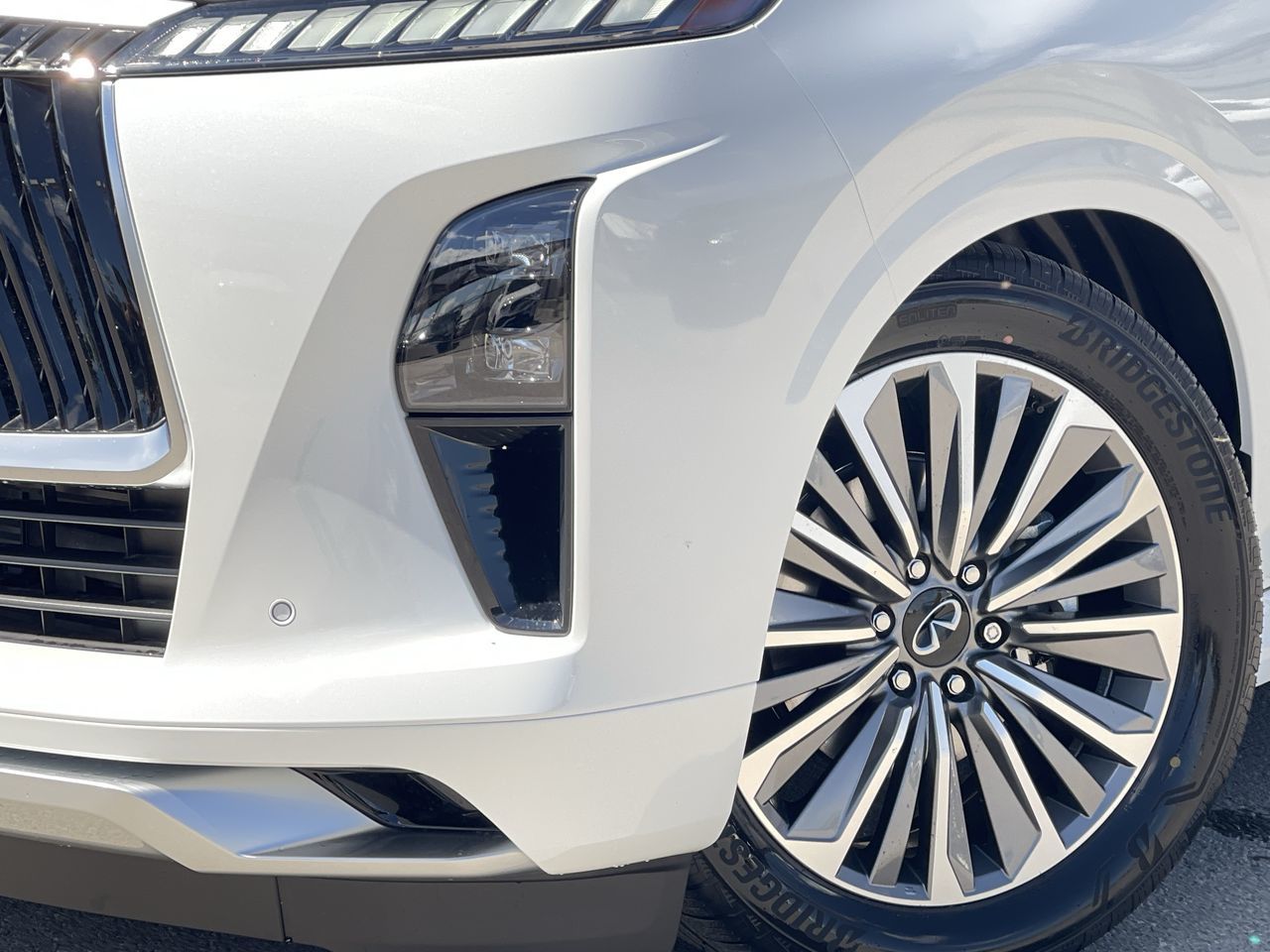 2027 Infiniti QX80