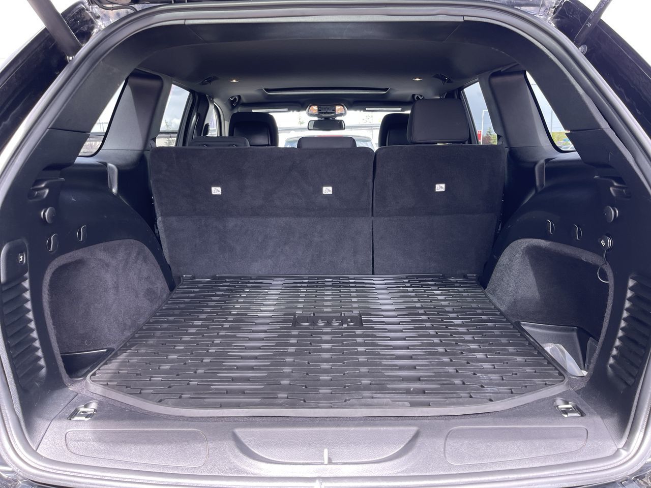 2016 Jeep Grand Cherokee in Calgary, Alberta