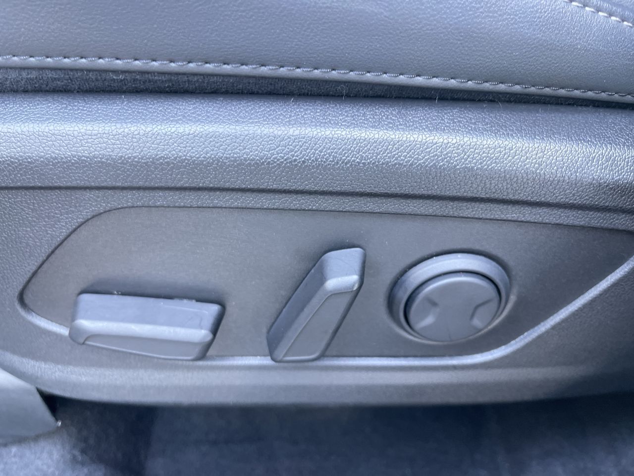 2023 Kia Sorento in Calgary, Alberta