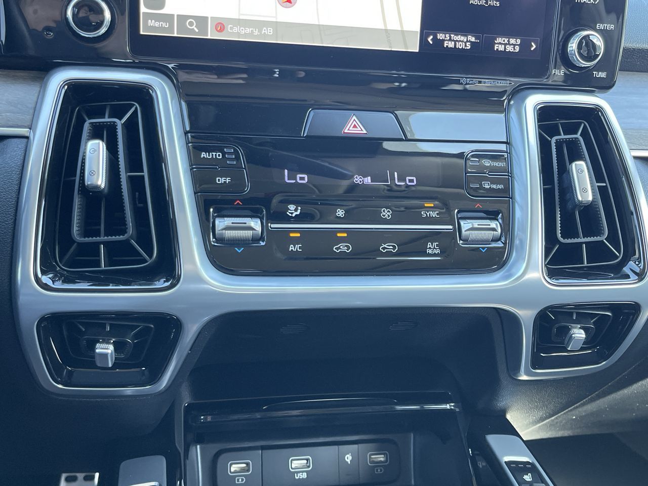 2023 Kia Sorento in Calgary, Alberta