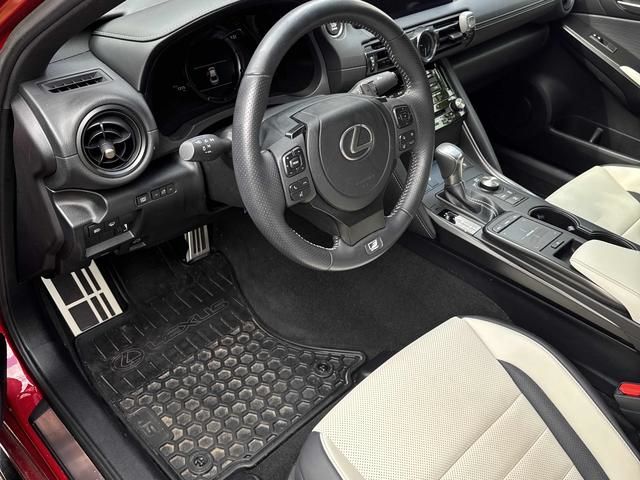 Photo 2023 Lexus IS 300 AWD *FRESH ARRIVAL* #3
