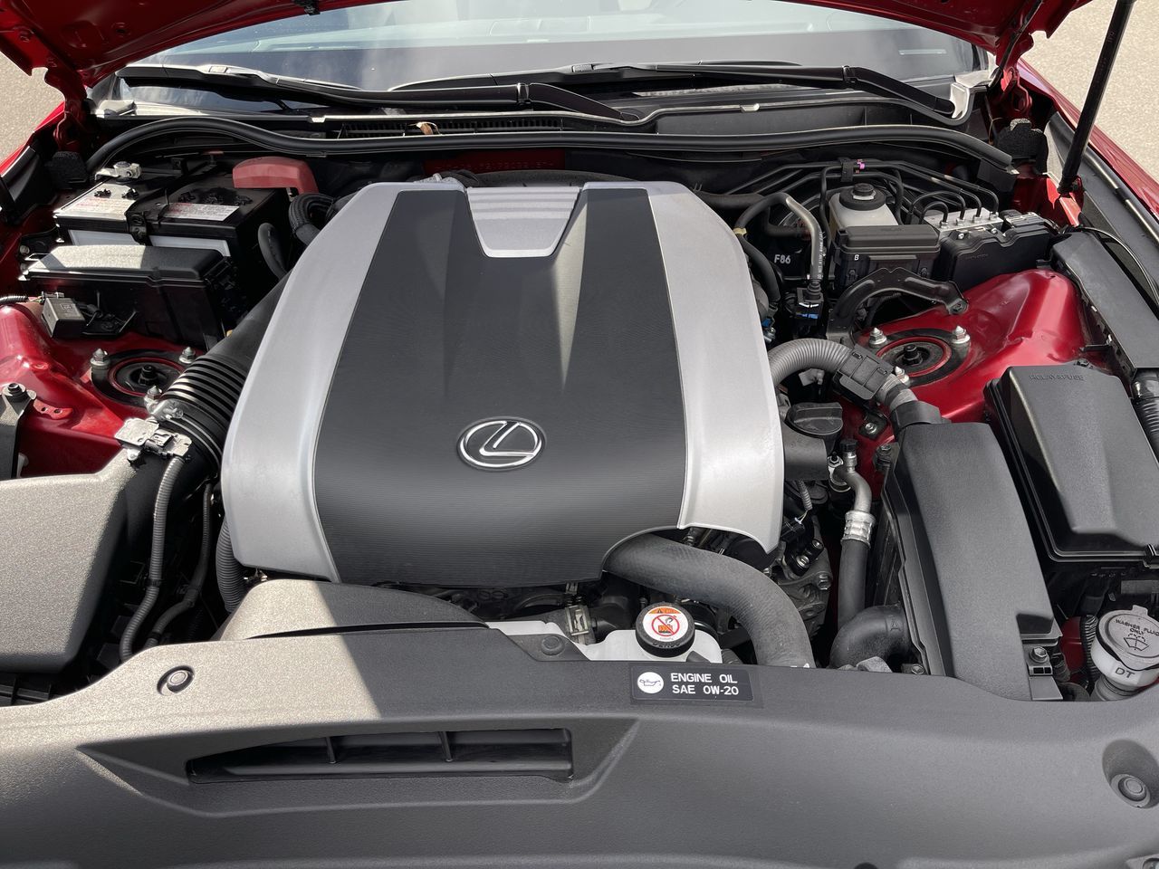 Lexus IS  2023 à Calgary, Alberta