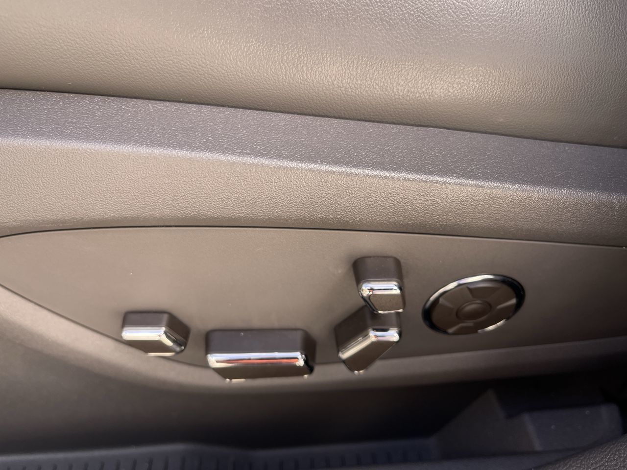 Lincoln Nautilus AWD  2020 à Calgary, Alberta