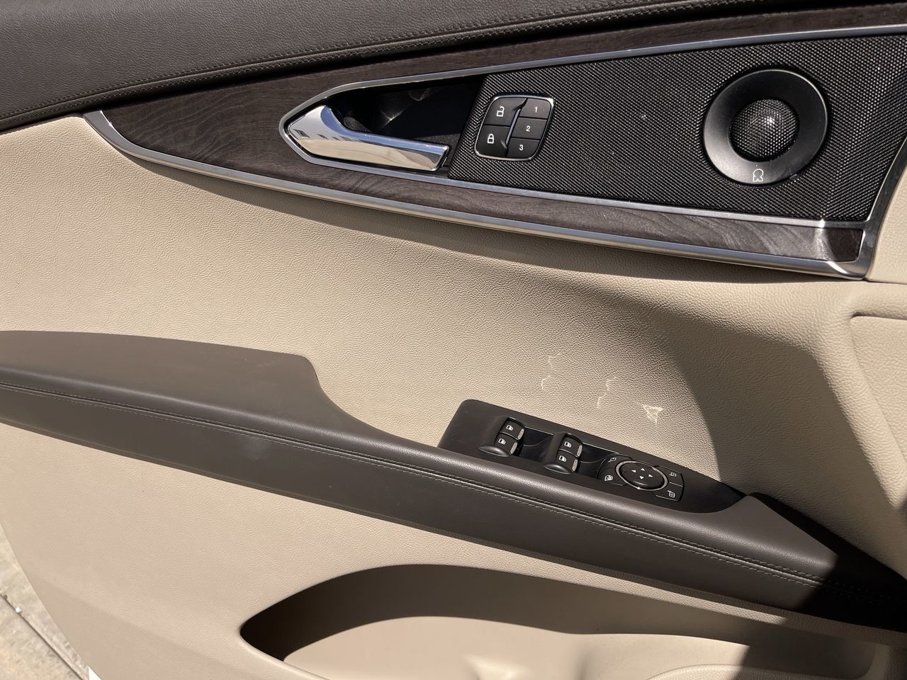 Lincoln Nautilus AWD  2020 à Calgary, Alberta