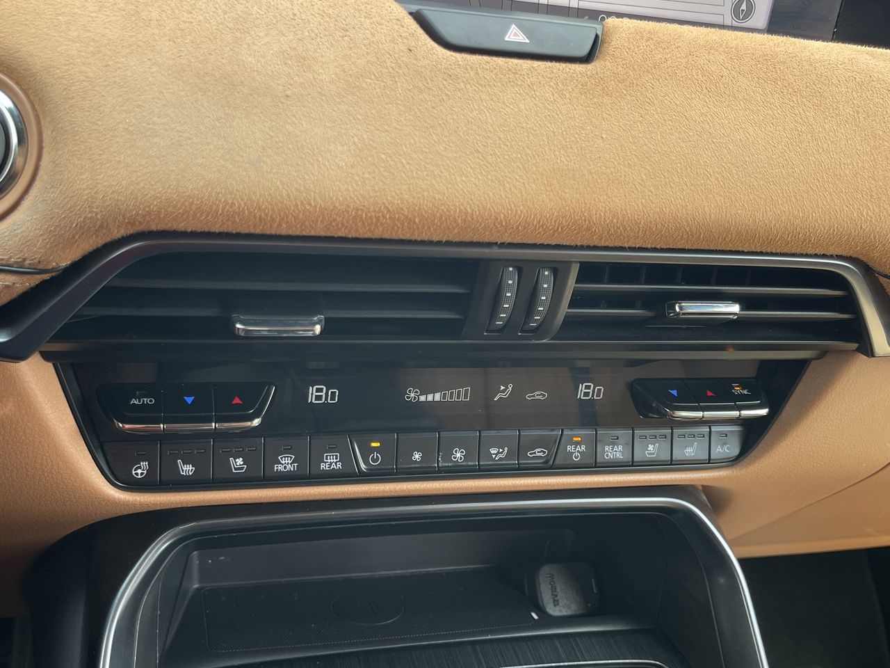 2024 Mazda CX-90 MHEV