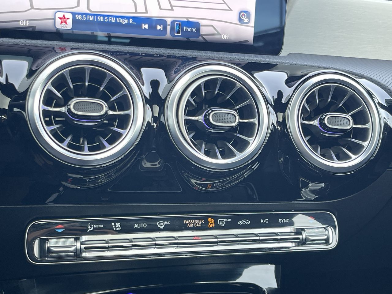 2025 Mercedes-Benz CLA250