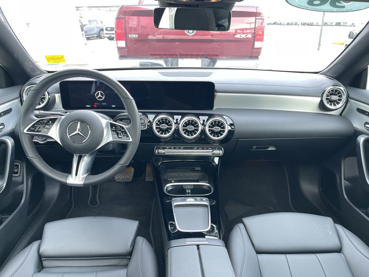 2025 Mercedes-Benz CLA250