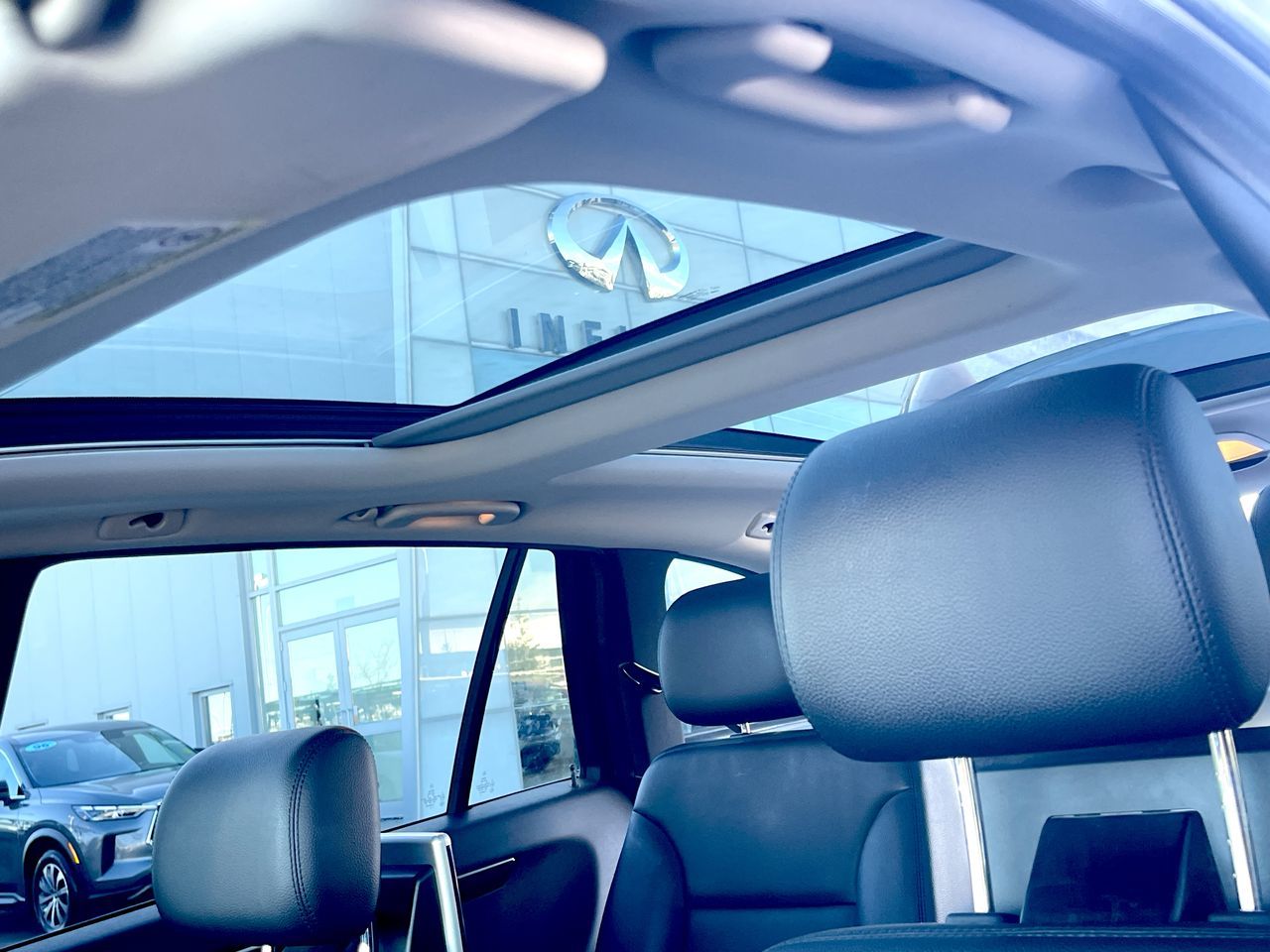 2011 Mercedes-Benz R350