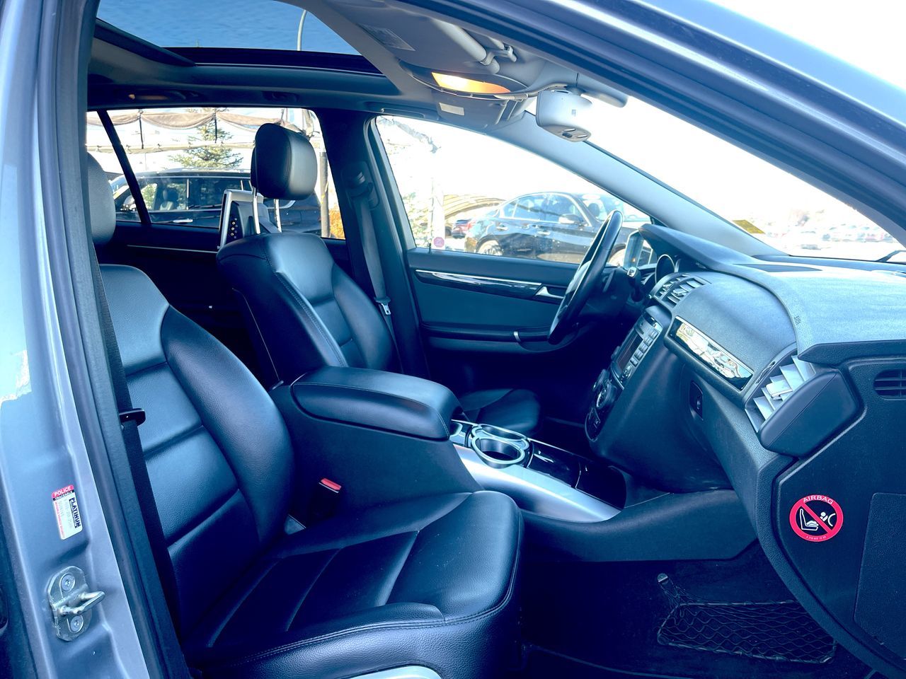 2011 Mercedes-Benz R350