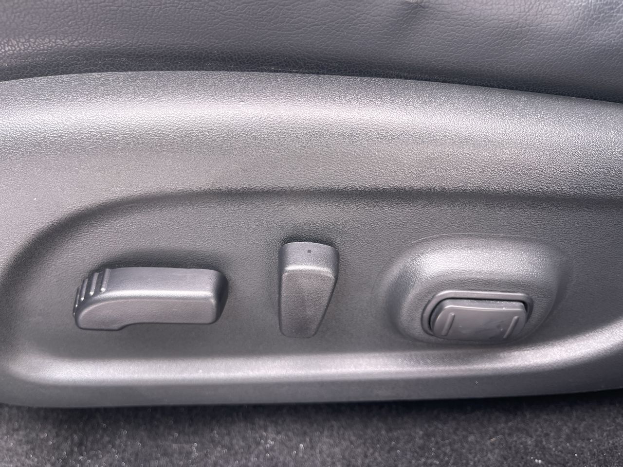 Nissan Pathfinder  2017 à Calgary, Alberta