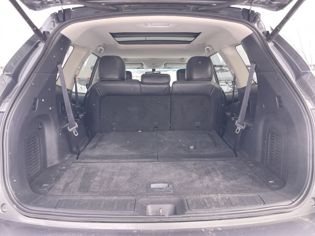 Nissan Pathfinder  2017 à Calgary, Alberta