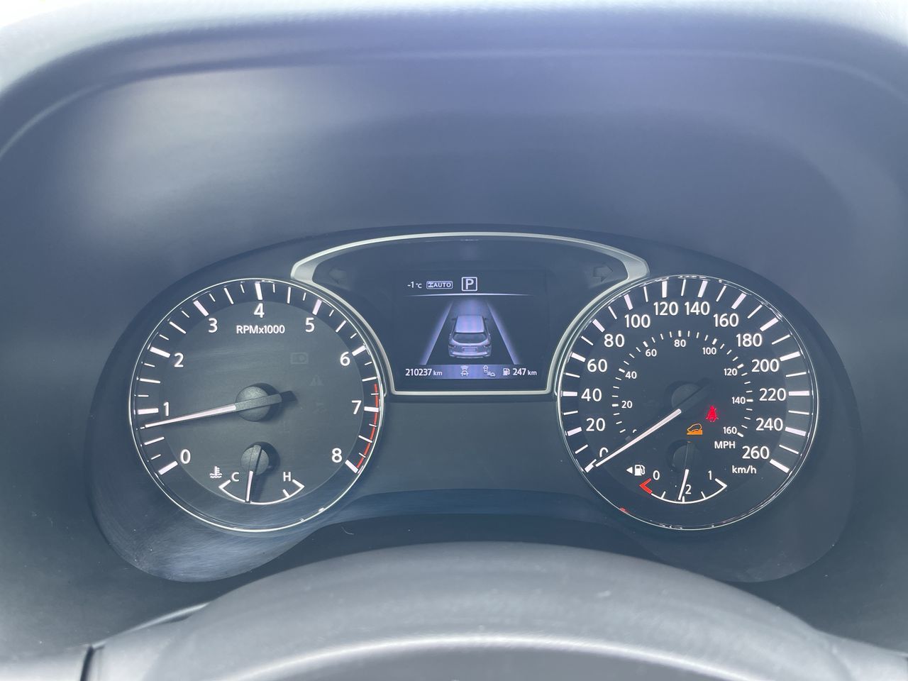 Nissan Pathfinder  2017 à Calgary, Alberta