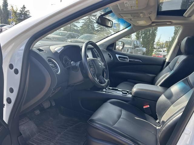 Nissan Pathfinder  2019 à Calgary, Alberta