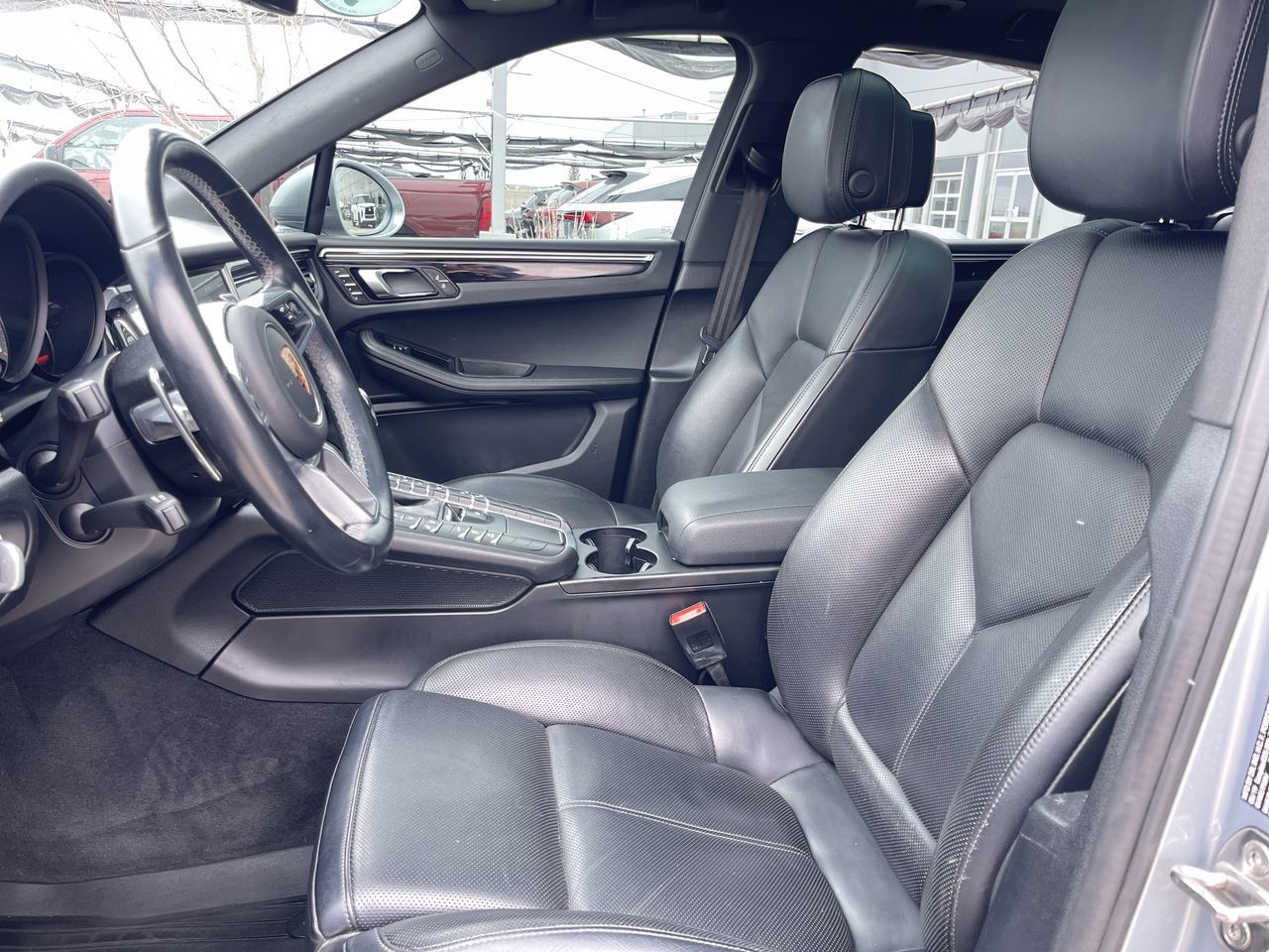Porsche Macan  2019 à Calgary, Alberta