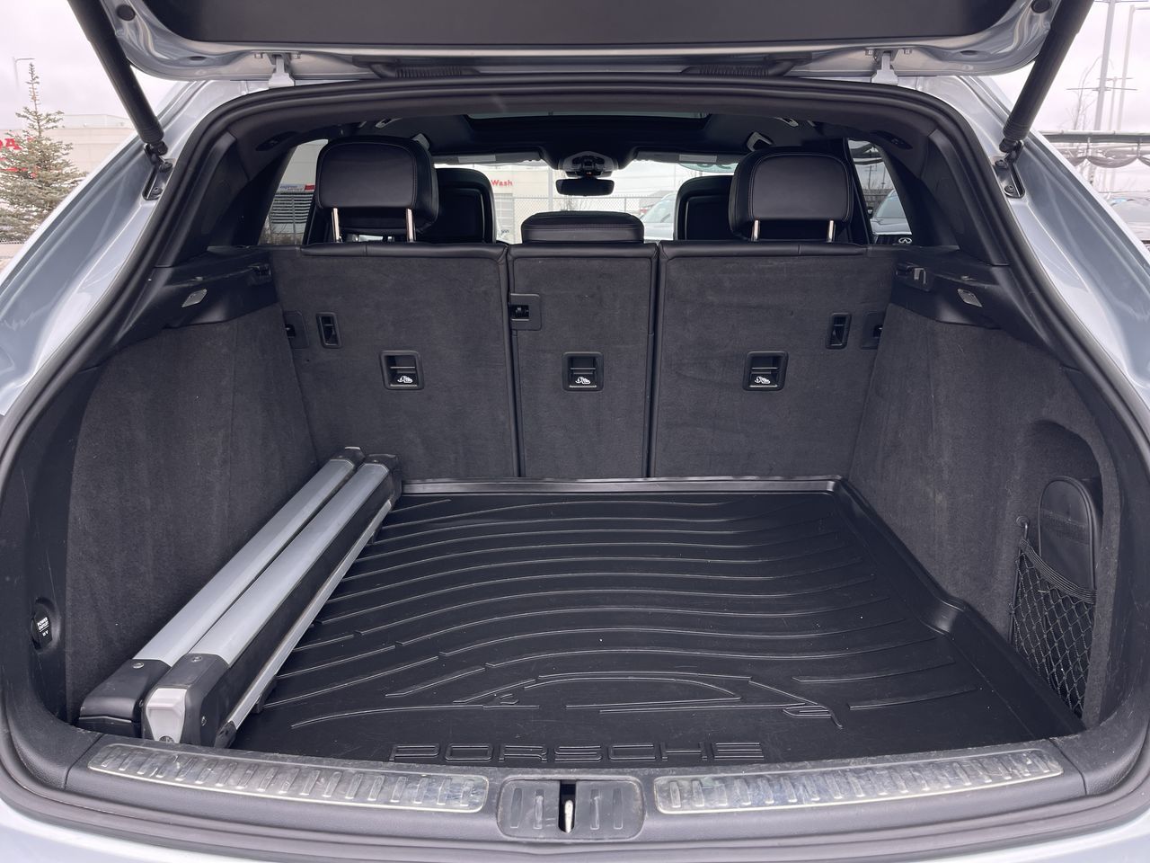 Porsche Macan  2019 à Calgary, Alberta