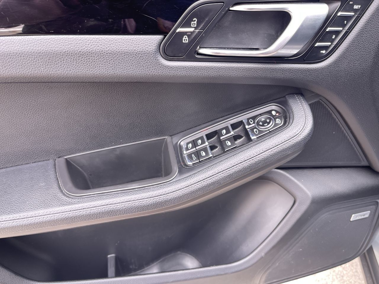 Porsche Macan  2019 à Calgary, Alberta