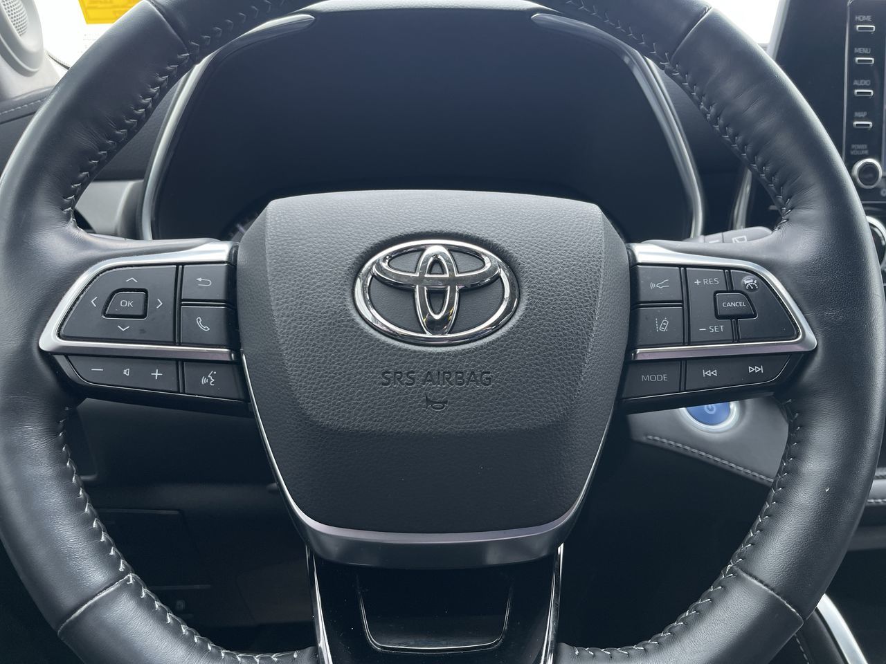 Toyota Highlander Hybrid  2021 à Calgary, Alberta