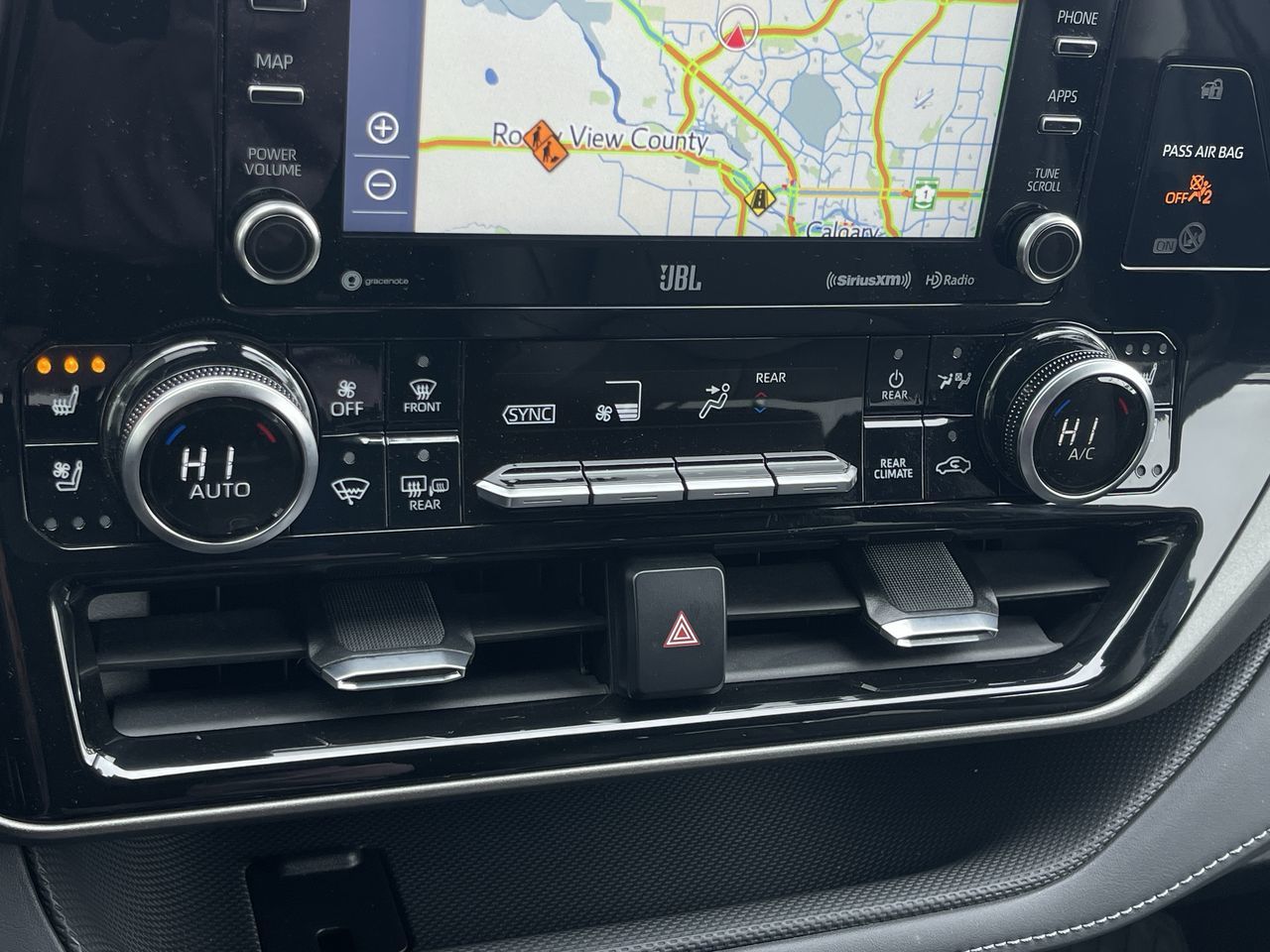 Toyota Highlander Hybrid  2021 à Calgary, Alberta