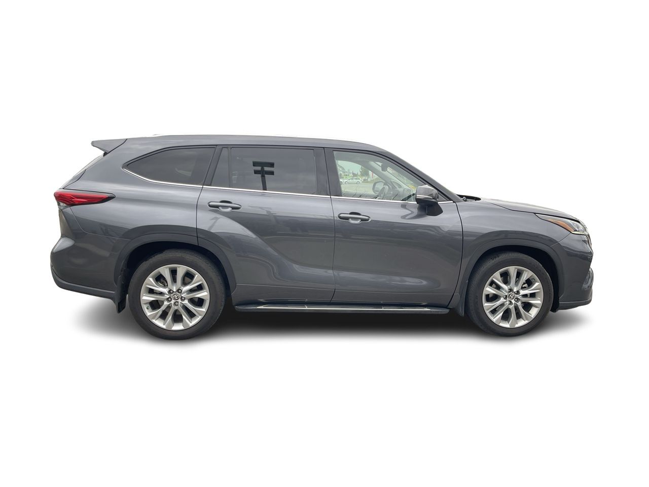 2021 Toyota Highlander in Calgary, Alberta