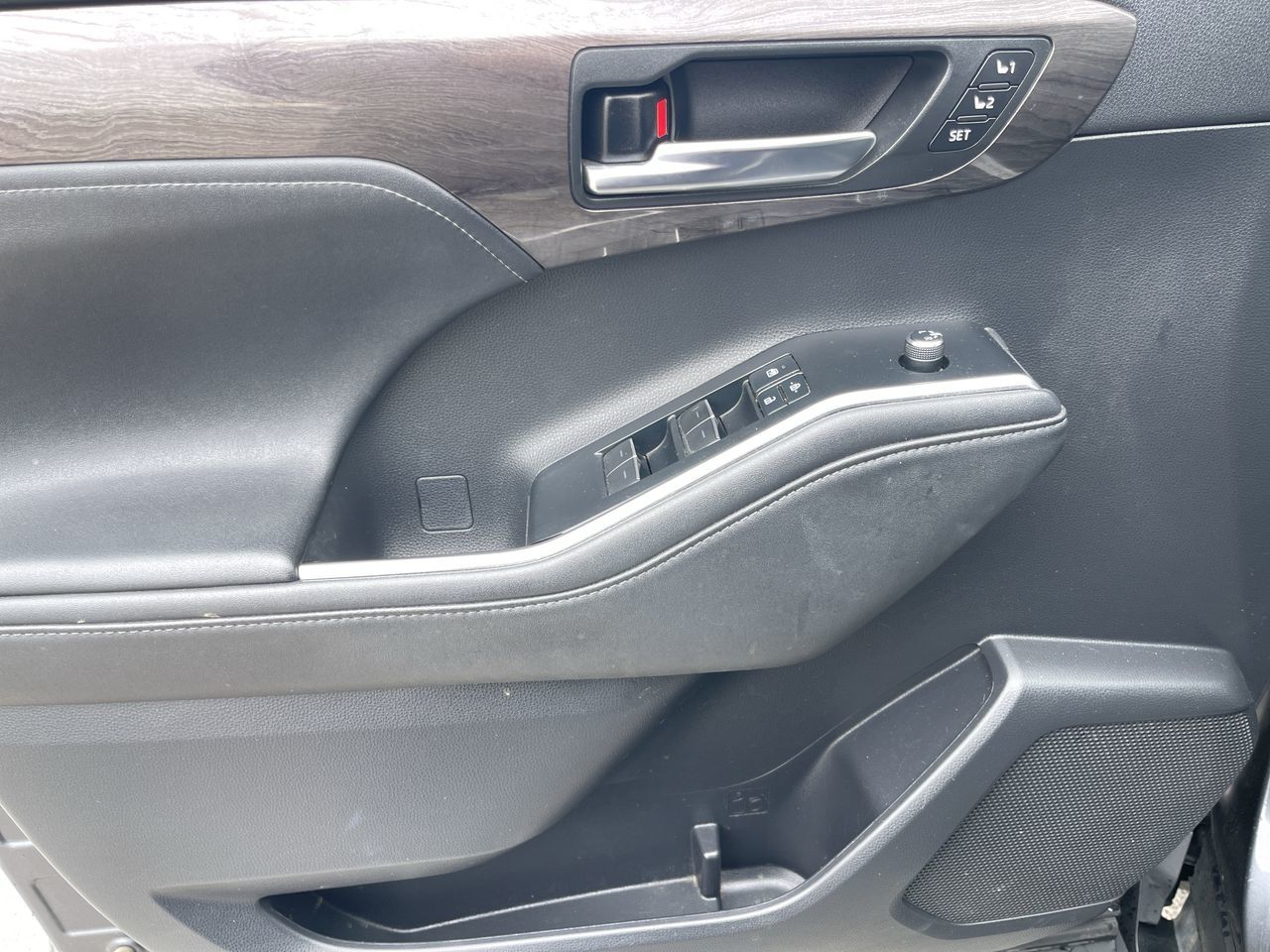 2021 Toyota Highlander in Calgary, Alberta
