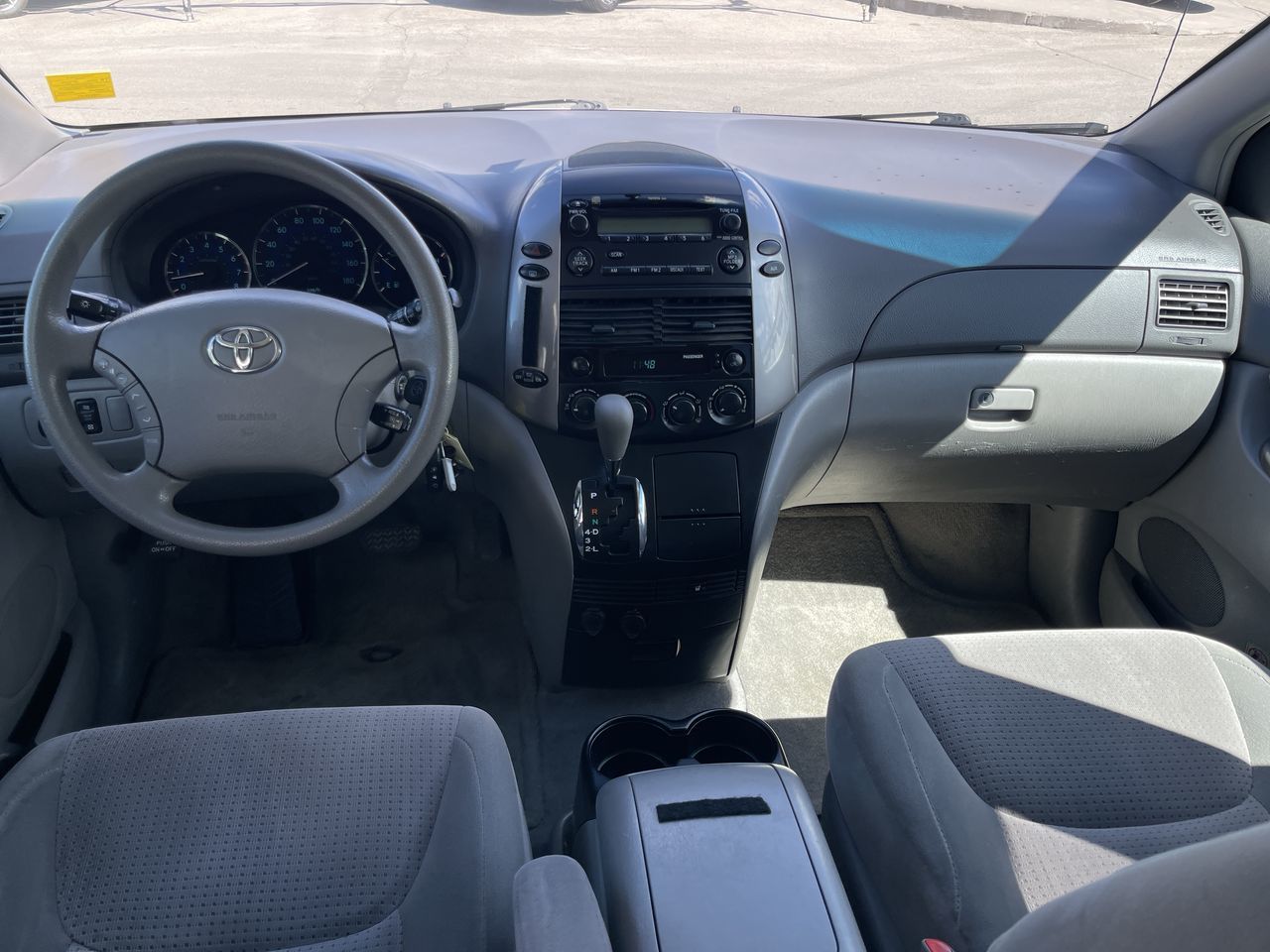 2006 Toyota Sienna in Calgary, Alberta