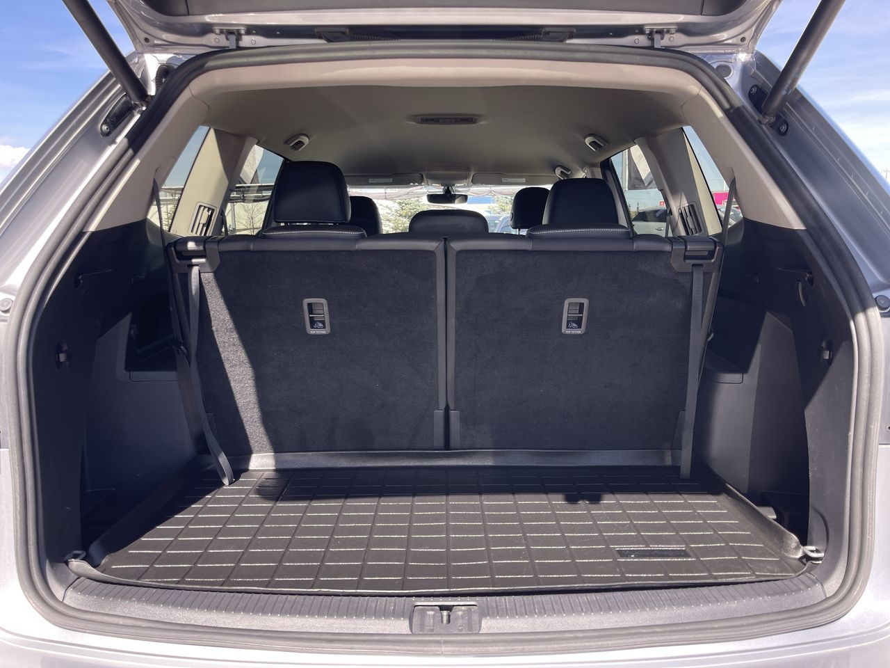 2021 Volkswagen Atlas in Calgary, Alberta