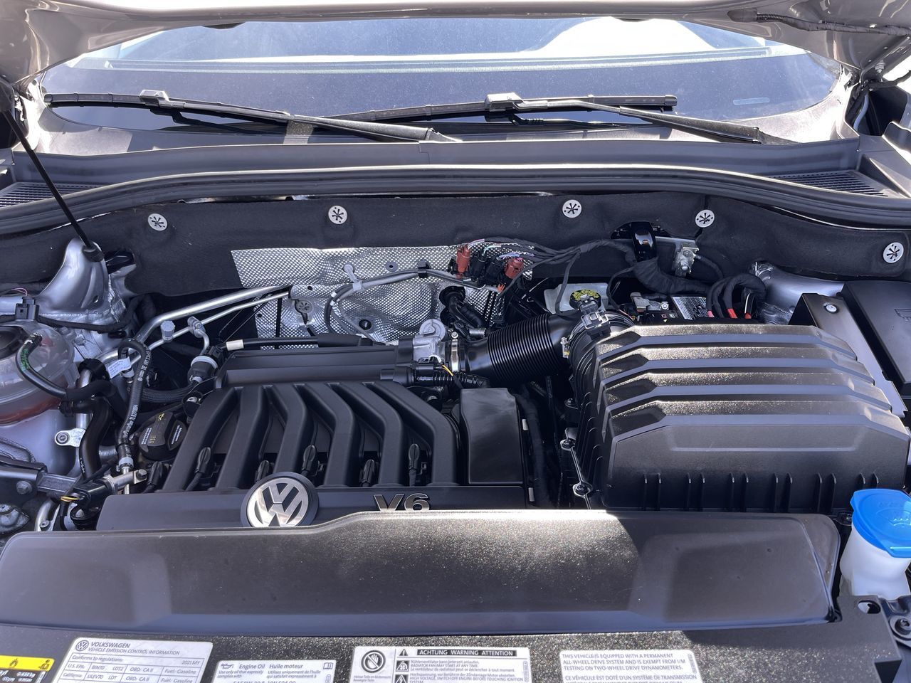 2021 Volkswagen Atlas in Calgary, Alberta