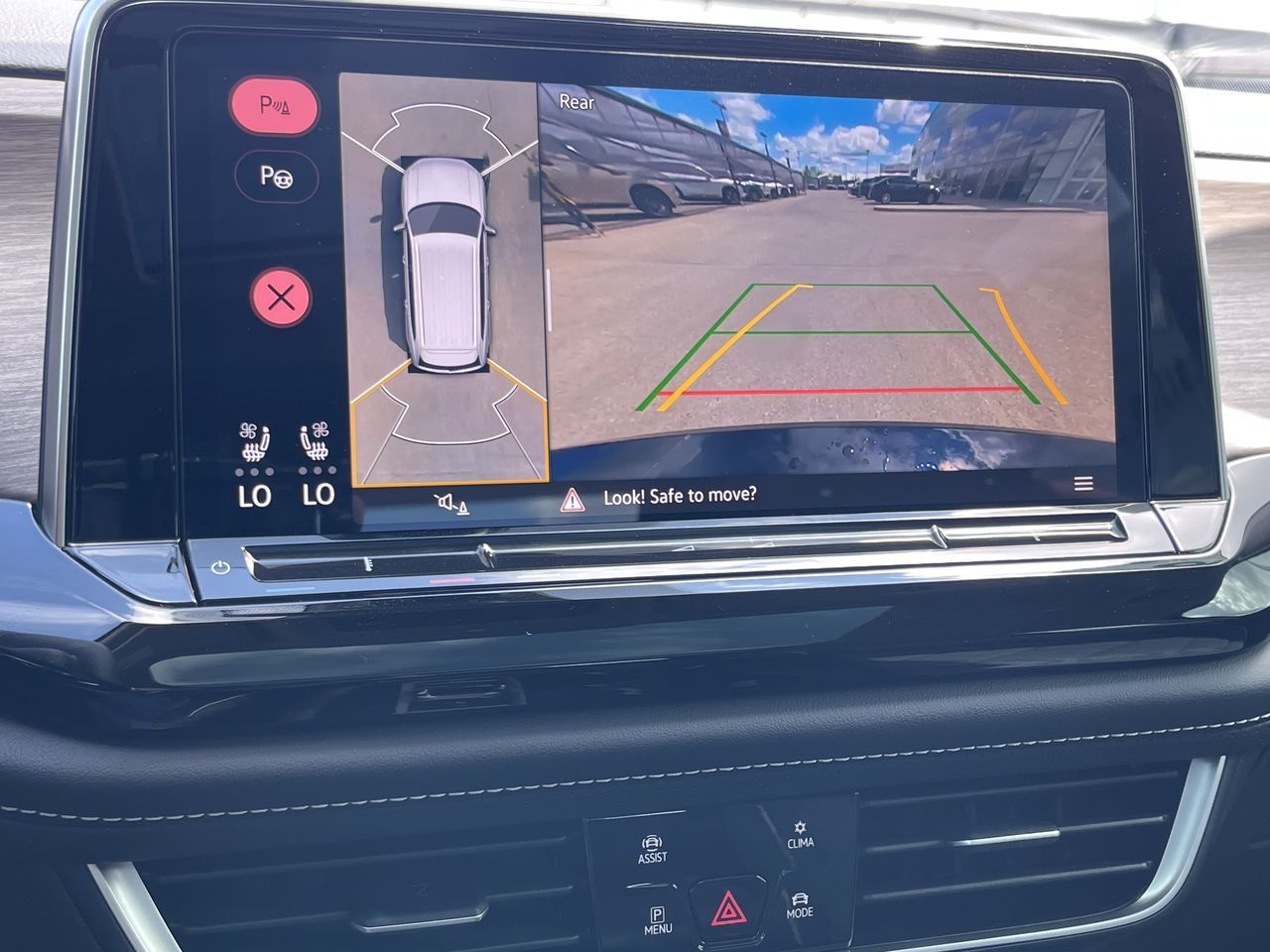 2024 Volkswagen Atlas in Calgary, Alberta