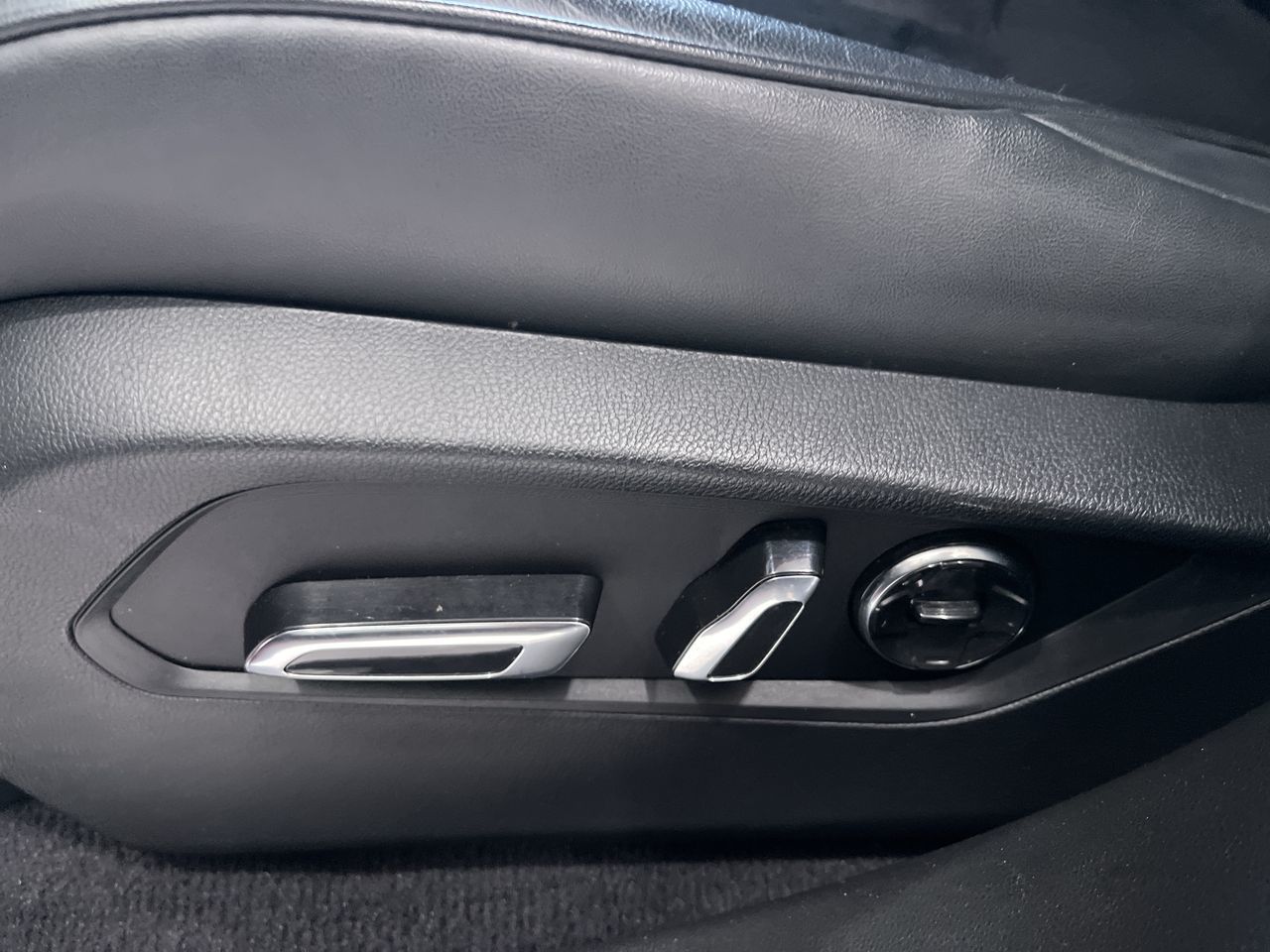 2022 Acura RDX in Calgary, Alberta