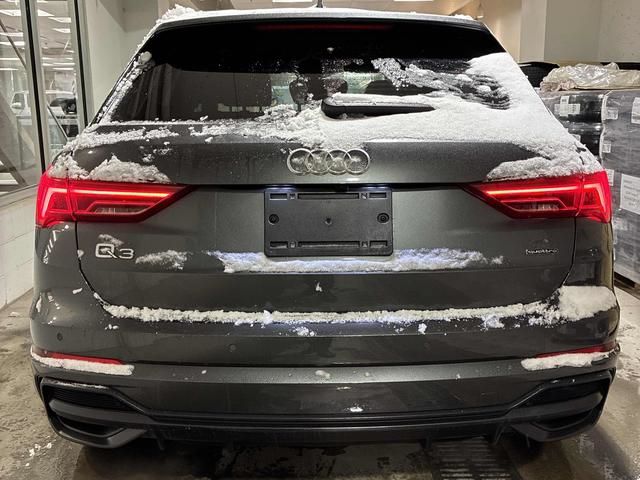 Audi Q3  2022 à Calgary, Alberta